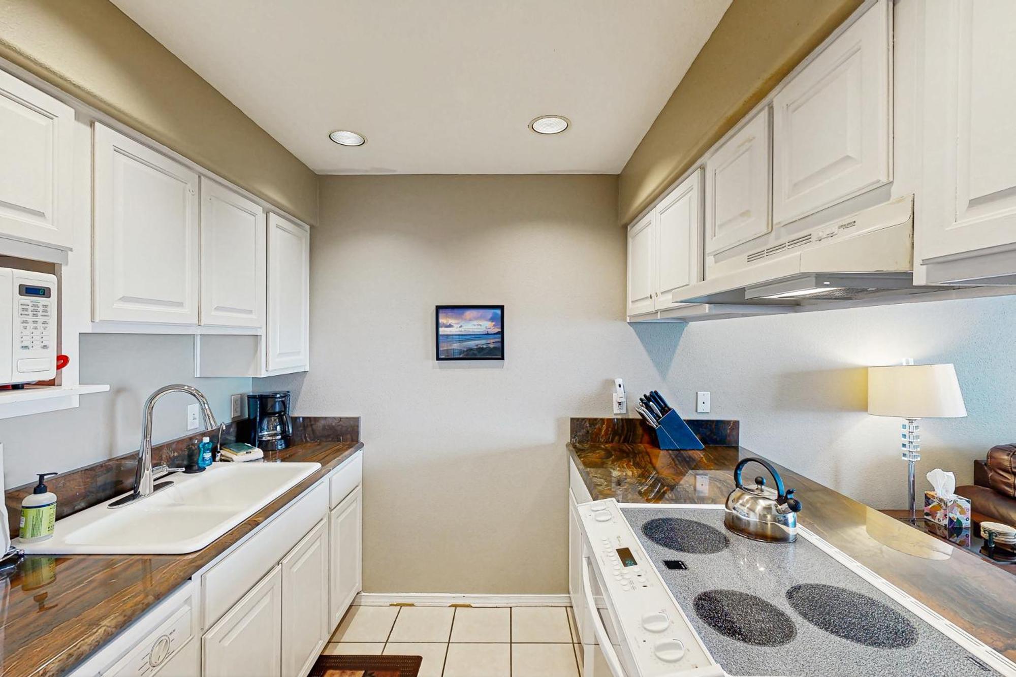 Waters Edge Apartment Salishan Beach Bilik gambar