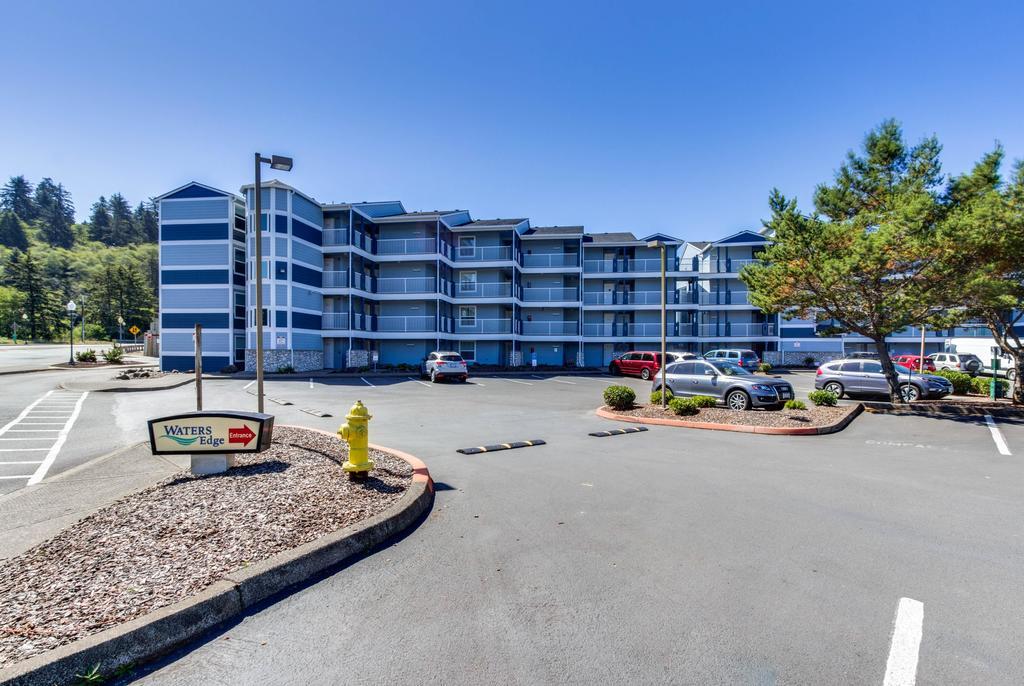 Waters Edge Apartment Salishan Beach Luaran gambar